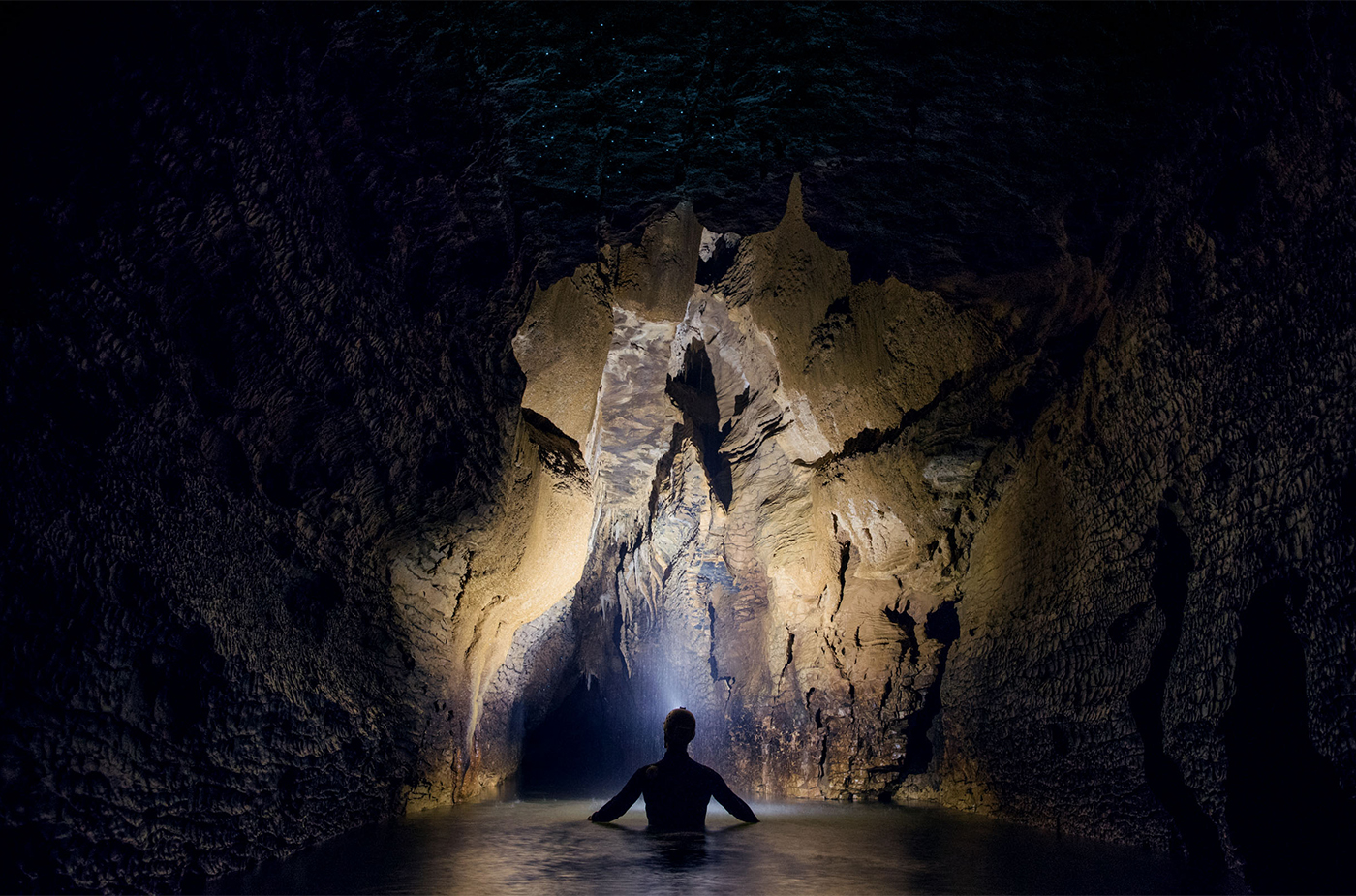 Das legendäre Black Water Rafting durch die Waitomo Caves